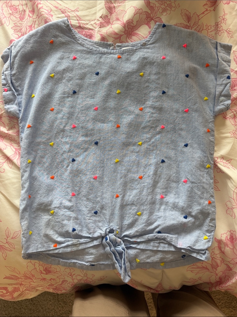 Target Light Blue Short Sleeve Girls' Tee with Multicolor Heart Dots